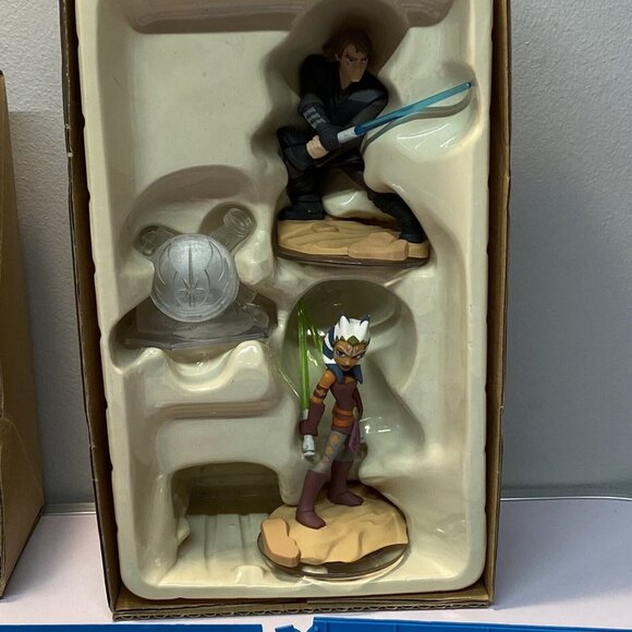 Star Wars Disney Infinity 3.0 Starter Pack Wii U + Hans Solo + Darth Vader Card - Picture 7 of 13